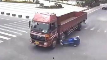 国产货车爬坡比赛视频,爬坡比赛精彩瞬间回顾